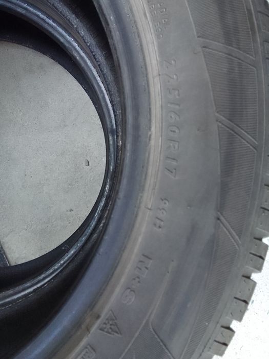 Cena za 2 Opony zimowe 225/60r17 DUNLOP 2021r 7mm