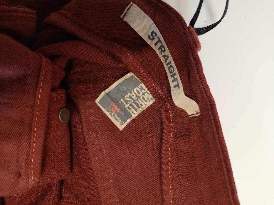 Marks & Spencer North Coast spodnie czerwone 112 cm 79 cm / 44W 31L