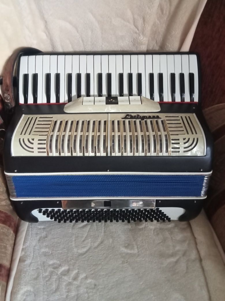 Akordeon Włoski 120 basy