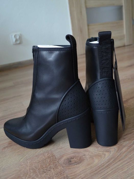 Czarne botki na słupku 38 skóra naturalna Alexander Wang