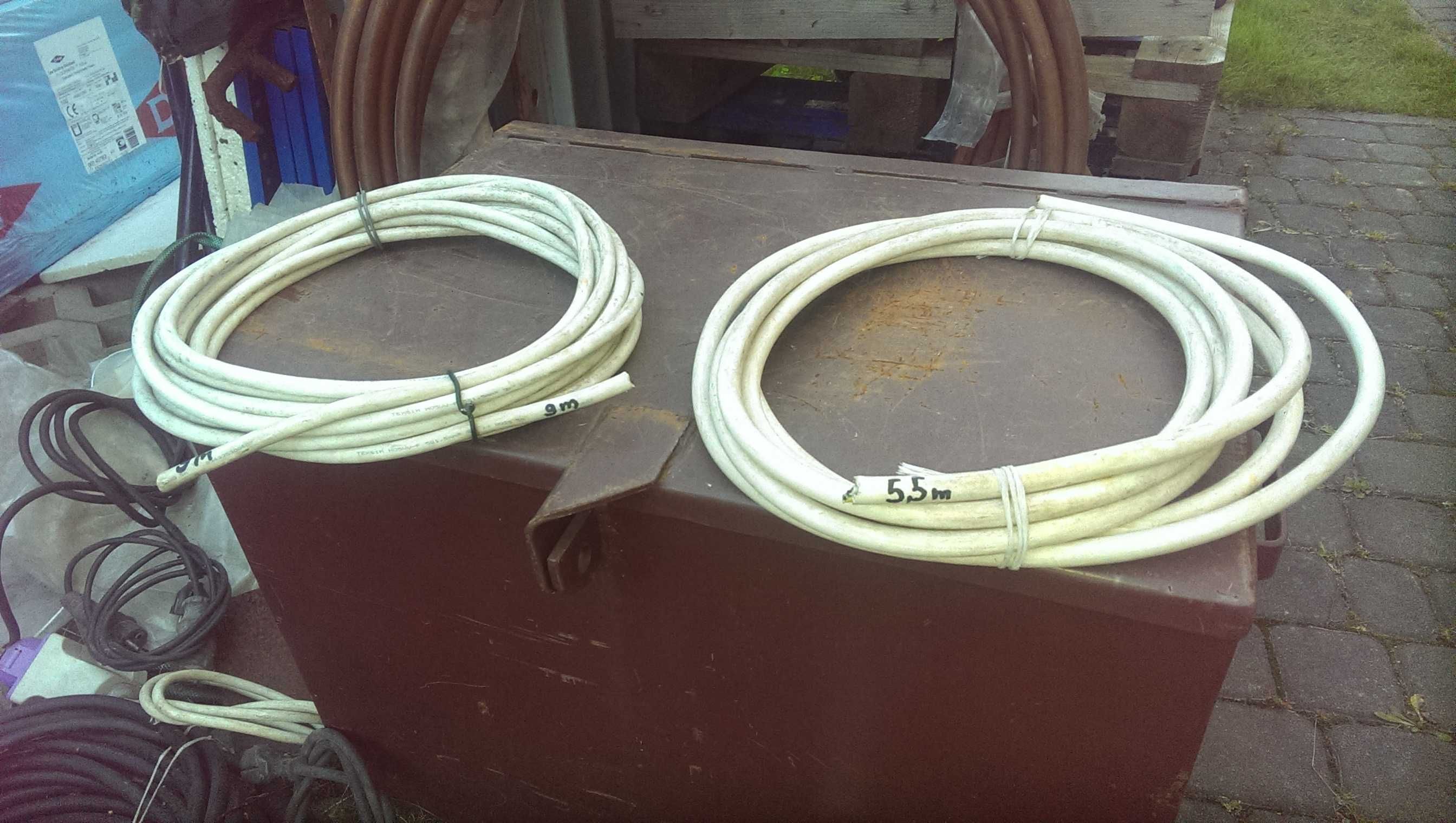 elektryczne przewody kable wtyczki gniazdka akcesoria