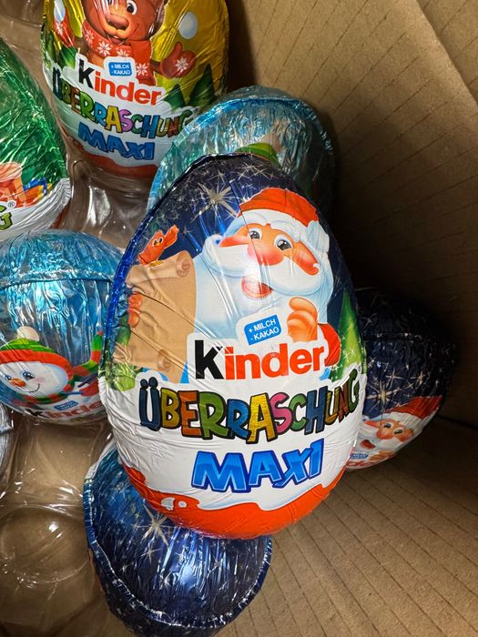 Шоколадне яйце Kinder Surprise Maxi Santa 100 г