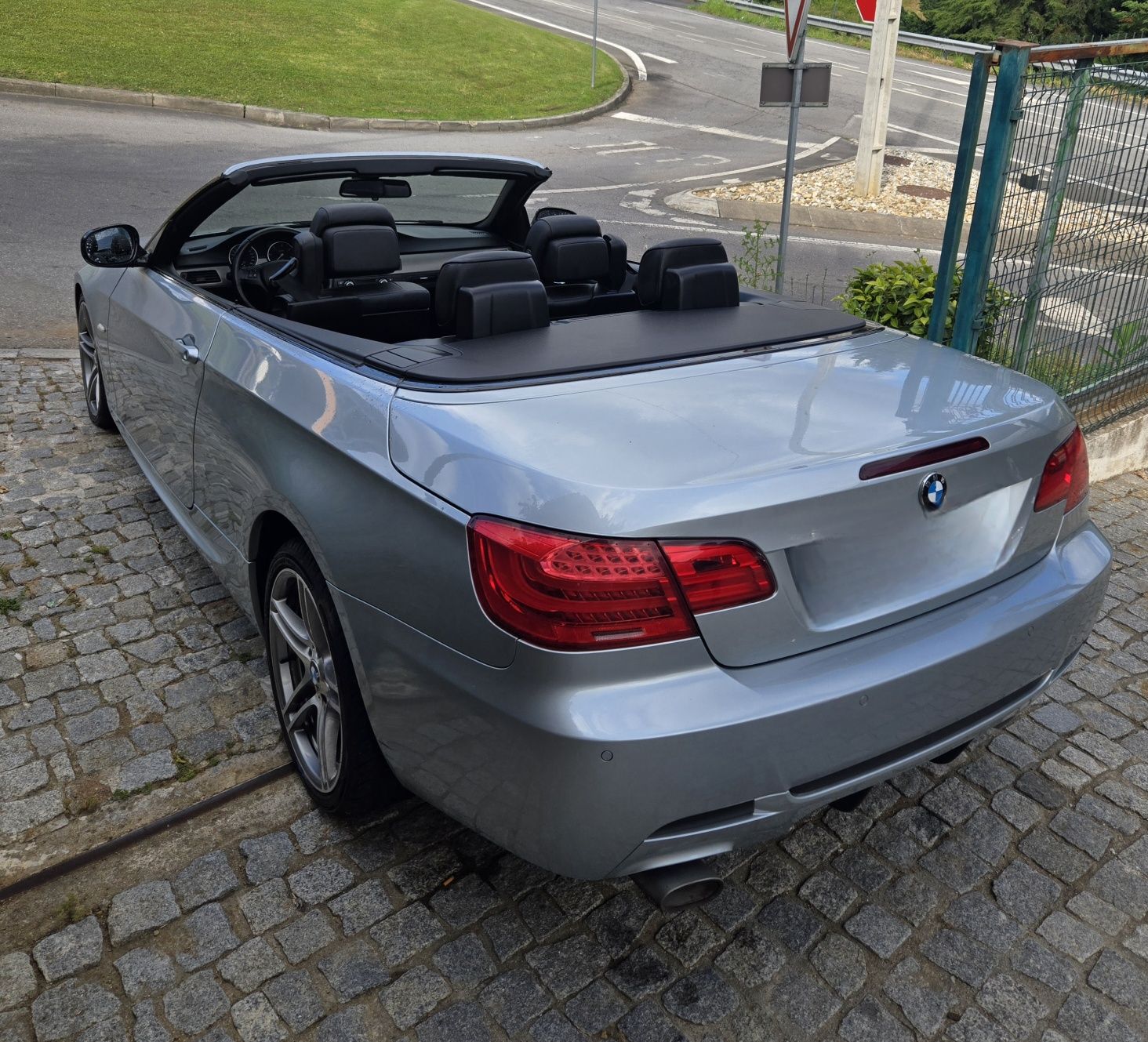 BMW 320D CABRIO PACK M edition