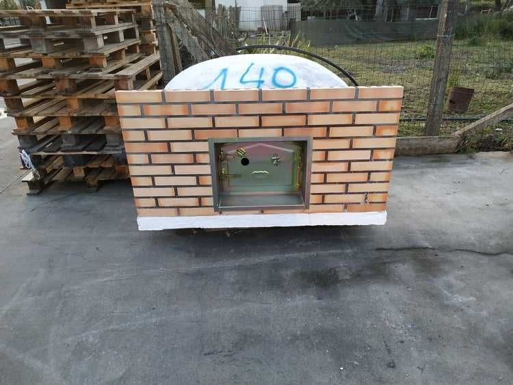 Forno a lenha para Leitão / Pão /pizza