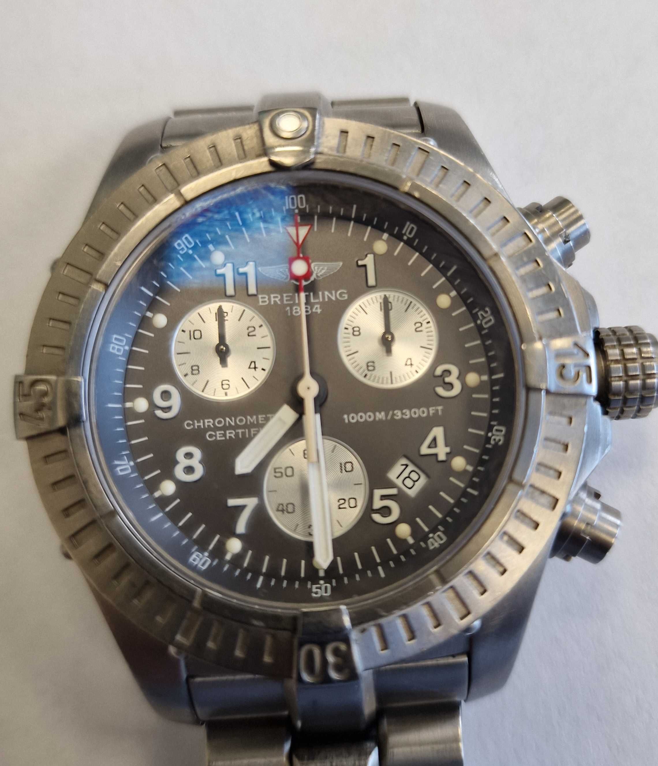 Breitling CHRONO AVENGER M1 Tytan E73360