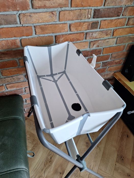 Wanienka składana ze stojakiem Stokke Flexi Bath