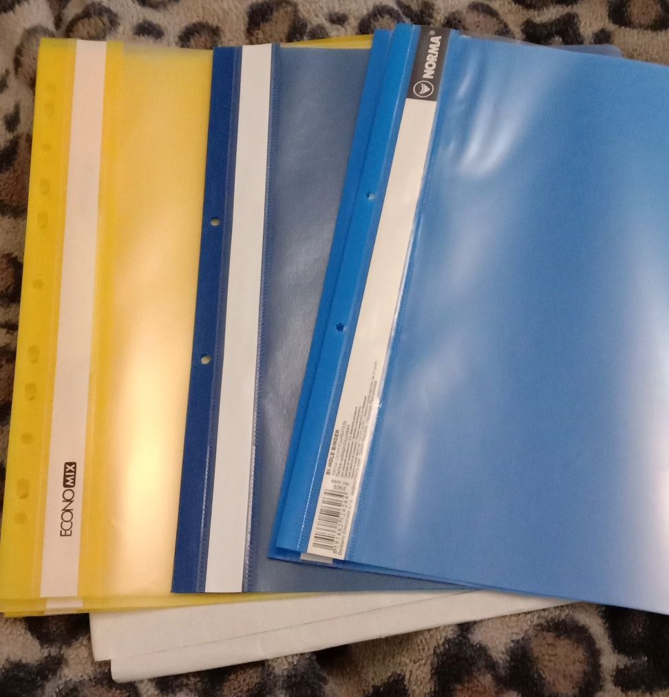 Пластиковые цветные папки-скоросшиватели  формата А4