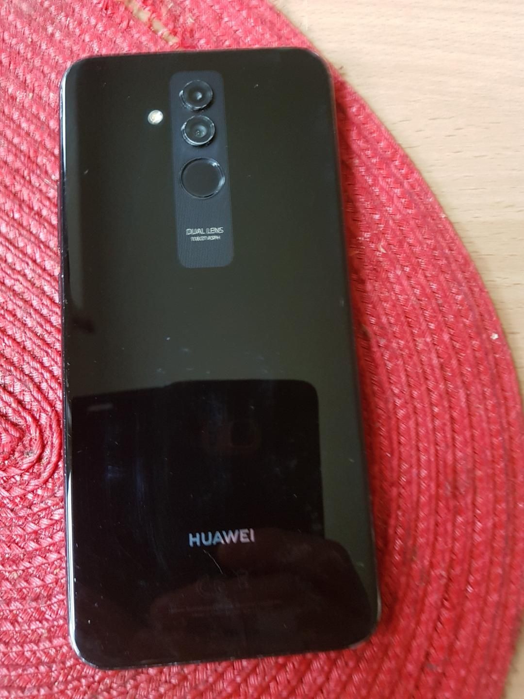 Huawei mate 20 LITE w super stanie