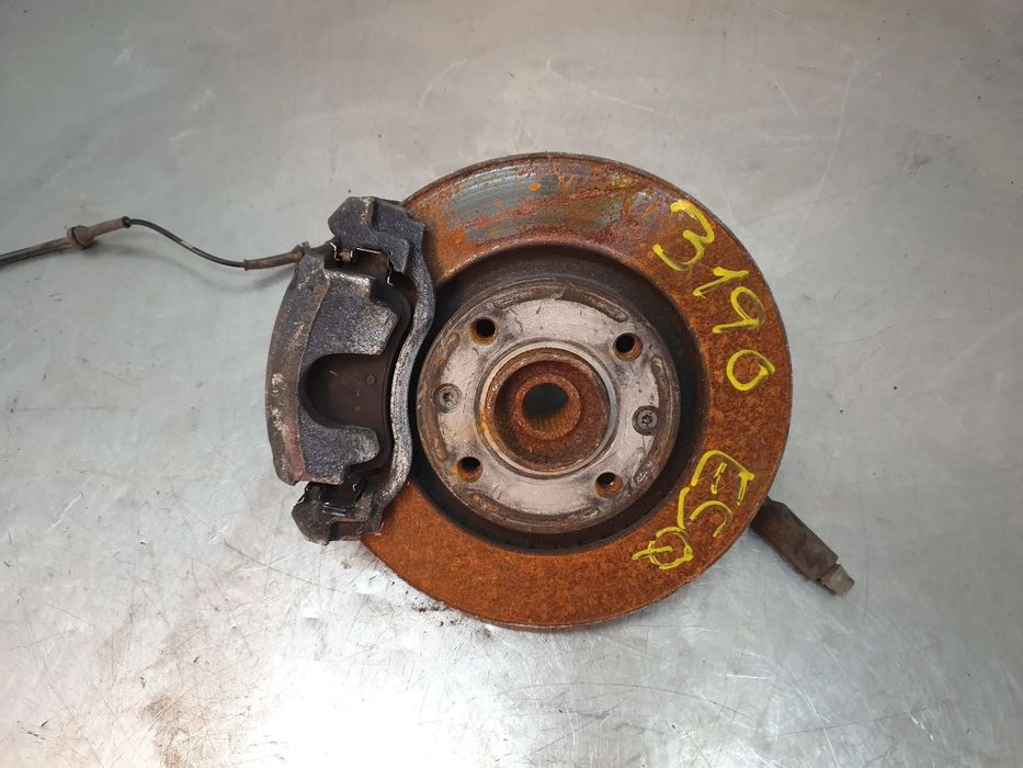 Manga de eixo frente esquerda PEUGEOT 208