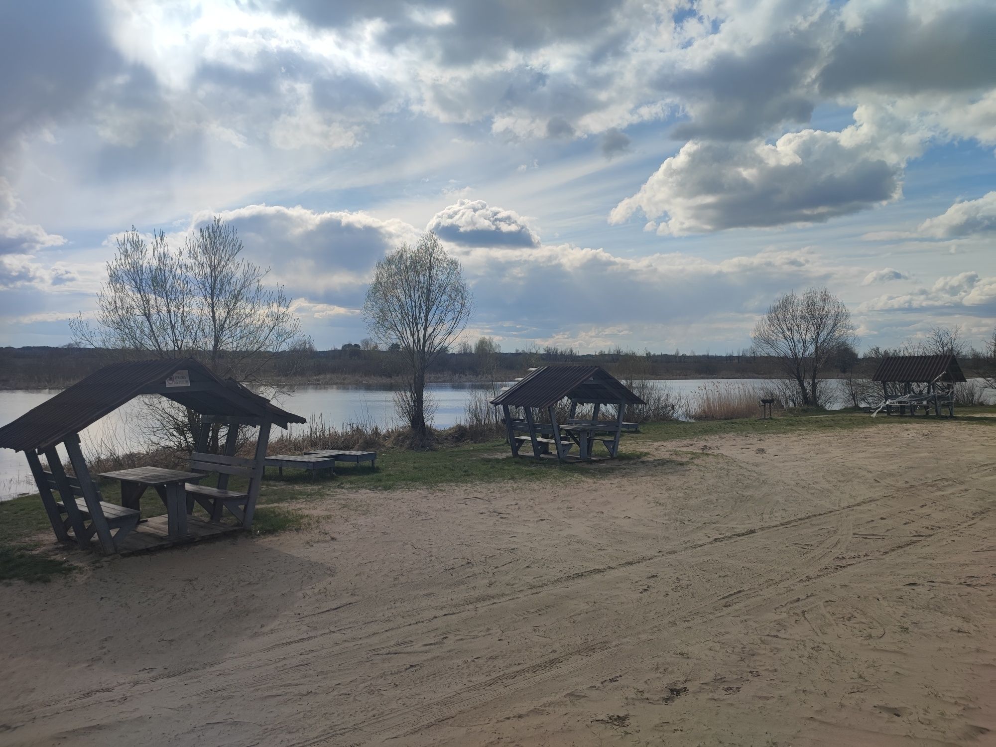 Проців, біля пляжу в районі Івана Кудрі. 25 соток друга лінія Павлівки