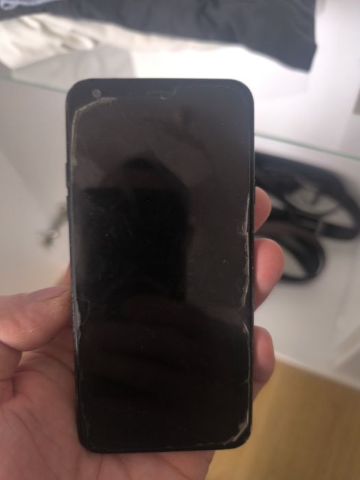 Smartfon LG Q7-bez SIM lock