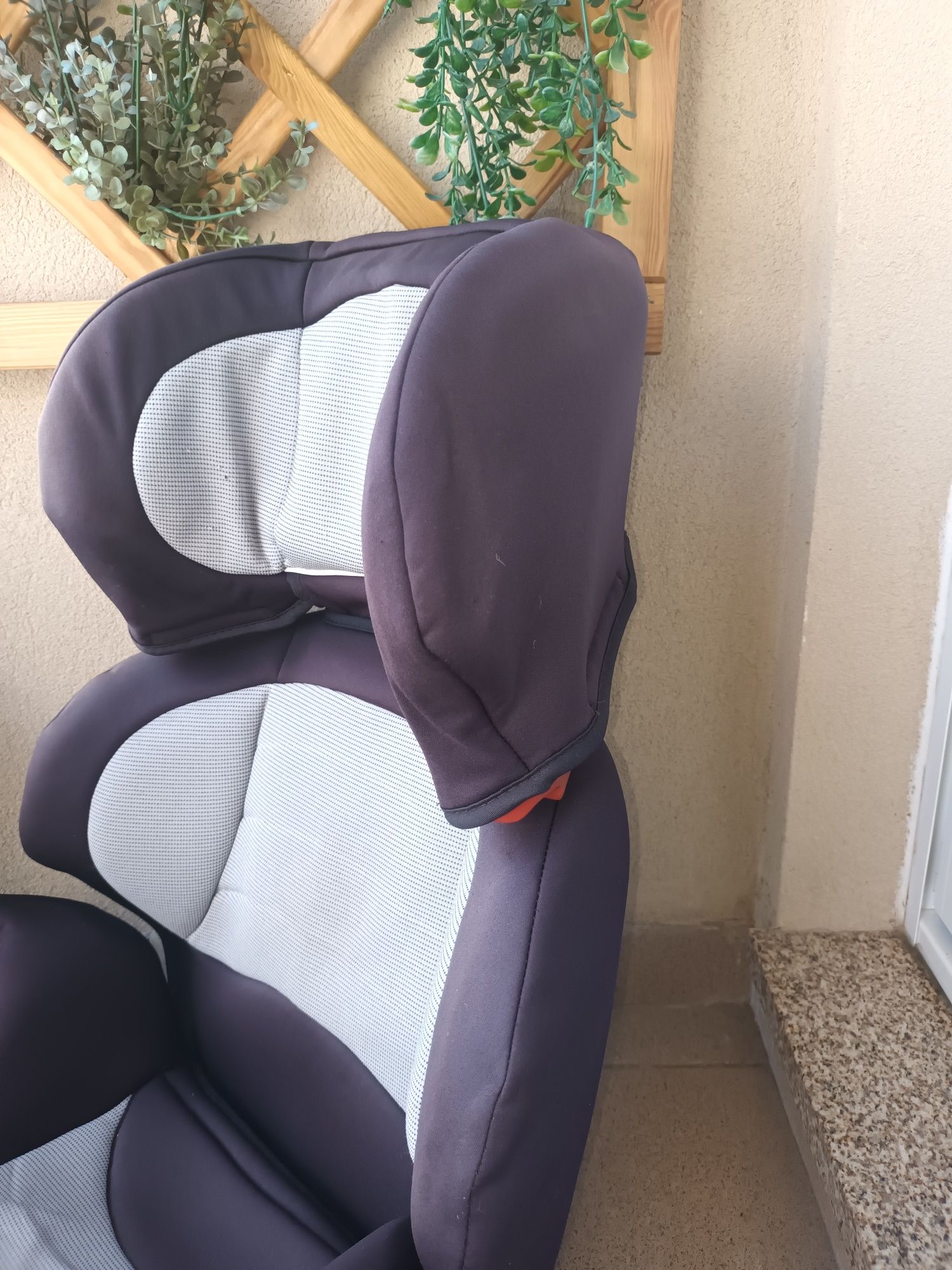 Cadeira auto Chicco 9-36 kg