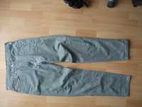 Spodnie firmy Wrangler rozmiar 32/34