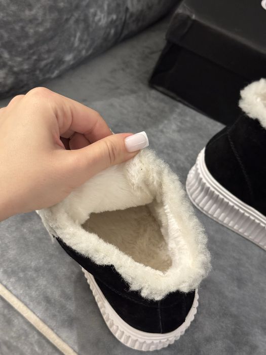 Черные высокие зимние кеды кроссовки Chanel