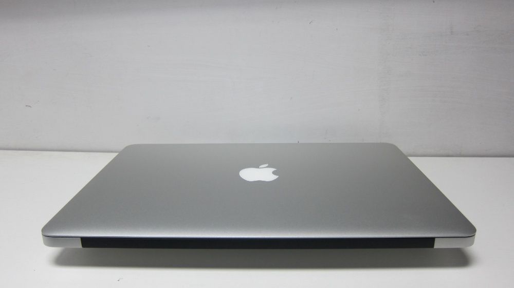 Mac Book Air 13.3" Intel Core i5 .Ram 8 gb. Вибiр ноутбуків Київ