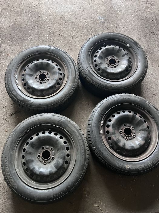Opony zimowe  205/60/16 2024