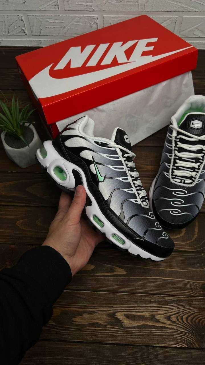 ЗНИЖКА! 45 (29 см) Nike Air Max TN Plus найк тн плюс аир макс стуси 95
