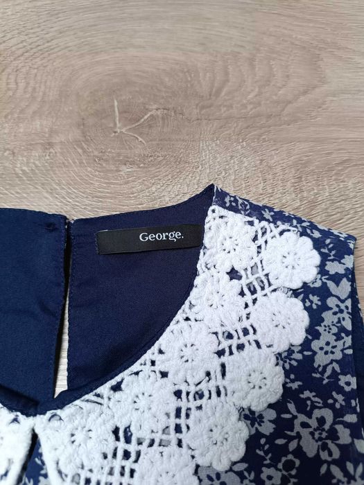 Bluzka trapezowa bezrękawnik koronka kołnierzyk kwiatki 'George' 122