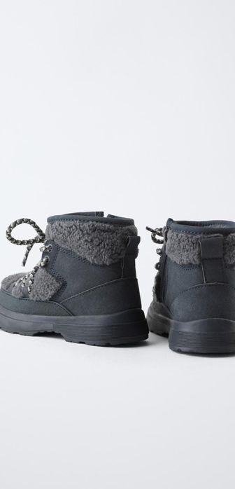 Розпродаж. Чобітки Нові. Zara оригінал. Розмір 22 та 23.