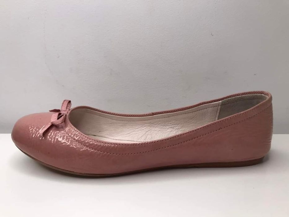 Baleriny skórzane lakierowane Comma Rozmiar 39