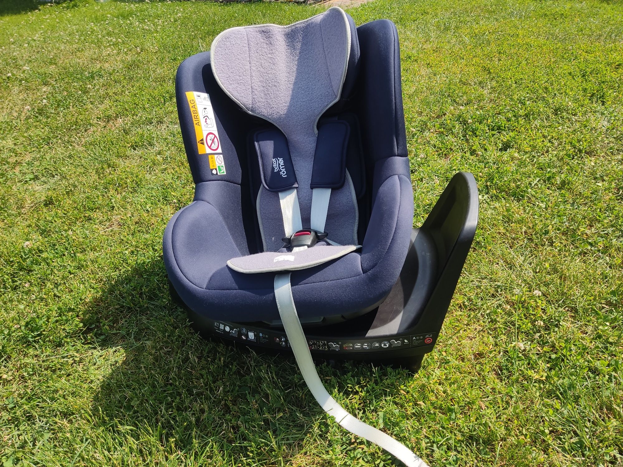 Britax Romer dualfix m plus Simple wool 0-20