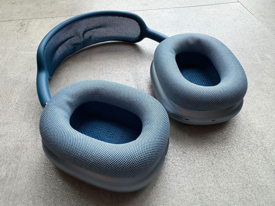 Apple AirPods MAX