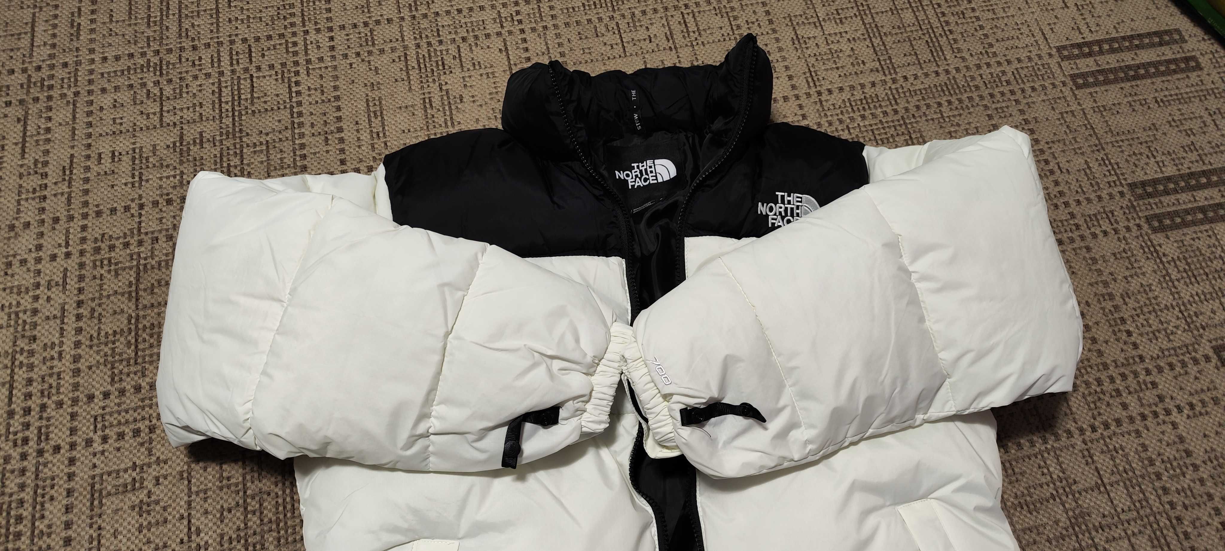 Casaco curto Nuptse para mulher
