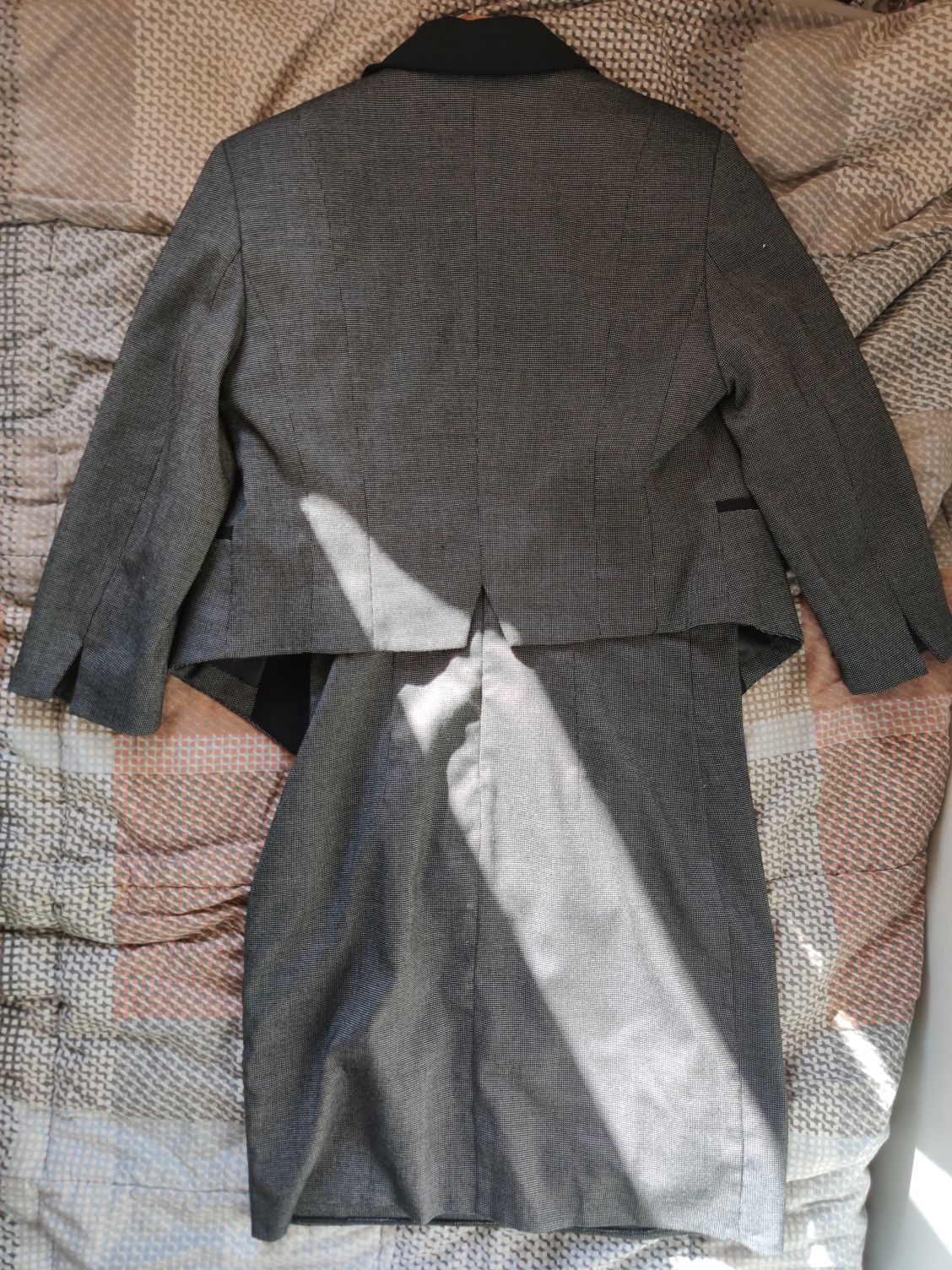Костюм, 38 р, плаття + піджак