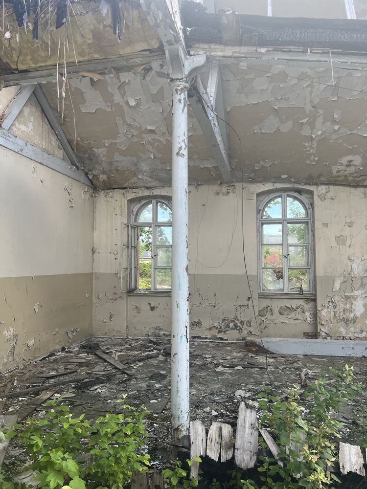 Zabytkowe stropowe słupy żeliwne filary kolumny Retro Loft Vintage