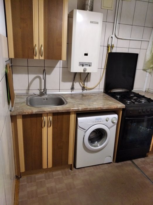 Центр. Оренда 3 кімнатної квартири.