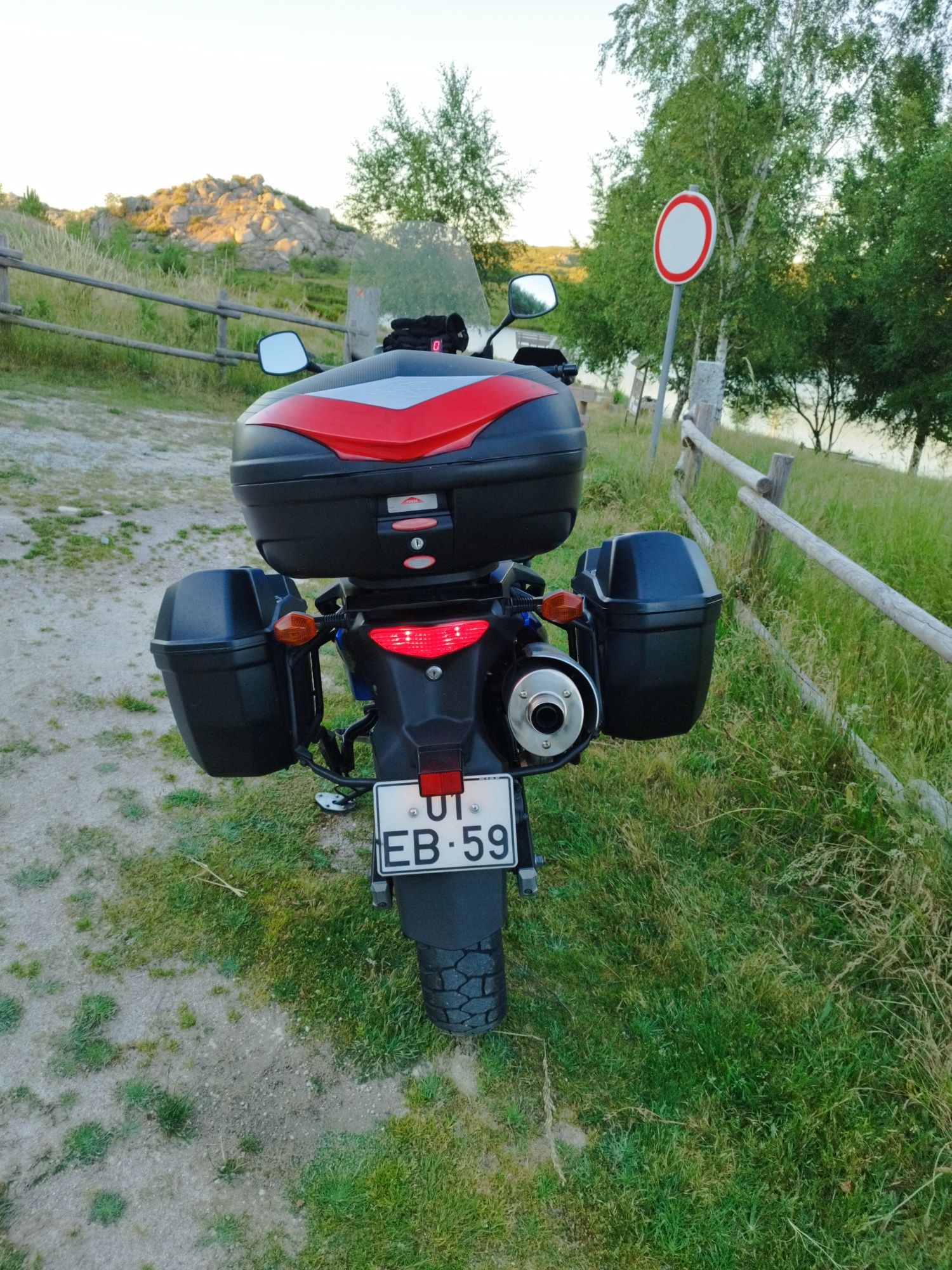 Top Case Kappa com suporte
