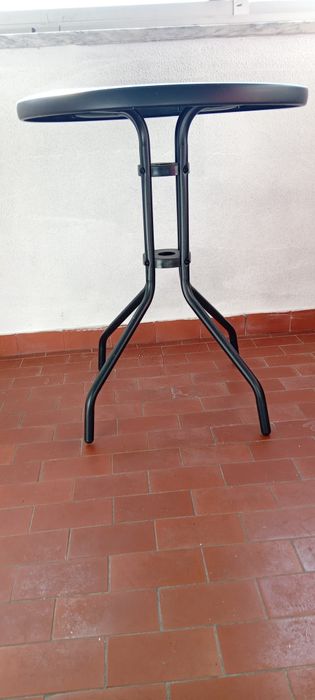 Cj. De cadeiras e mesa jardim exterior