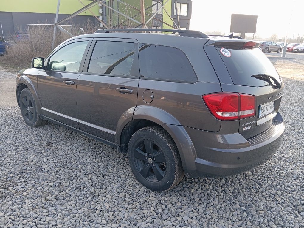 Dodge Journey 7 місць 2.4