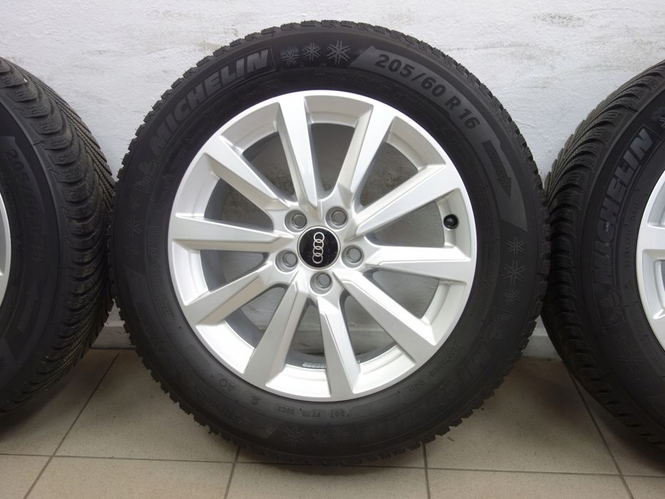 205/60R16 5x100 Koła zimowe Michelin Audi A1  jak nowe