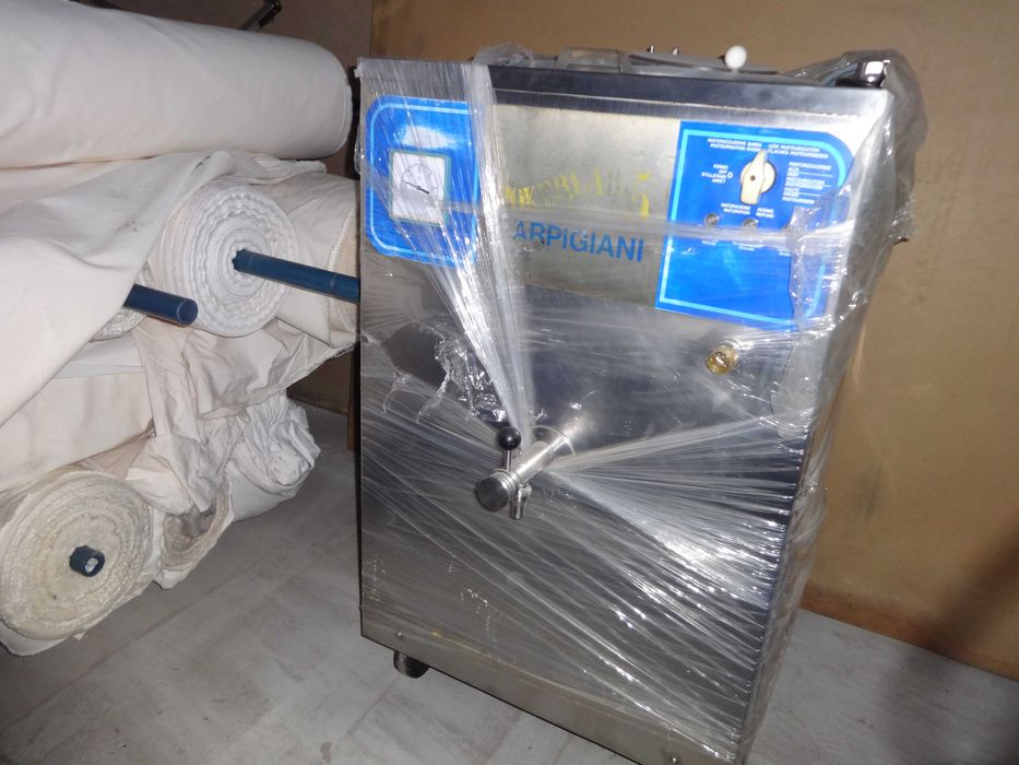 Máquinas de gelados e pasteurizar Carpigiani