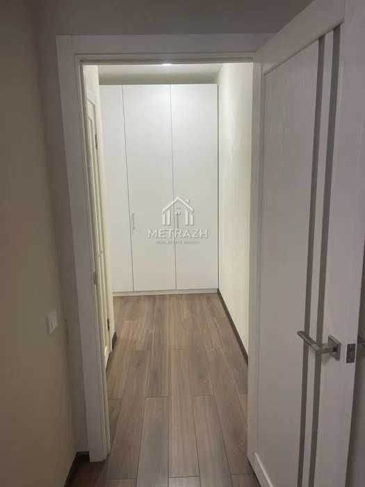21667Продам 1 комнатную квартиру в ЖК Мира-4!