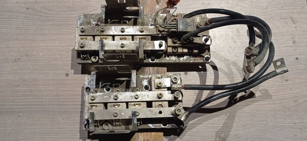 Запчастини навантажувача 390 360 50 22, 390 360 50 15,Linde 24V