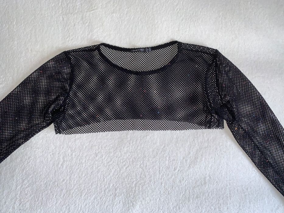 Міні топ з чорної сітки
