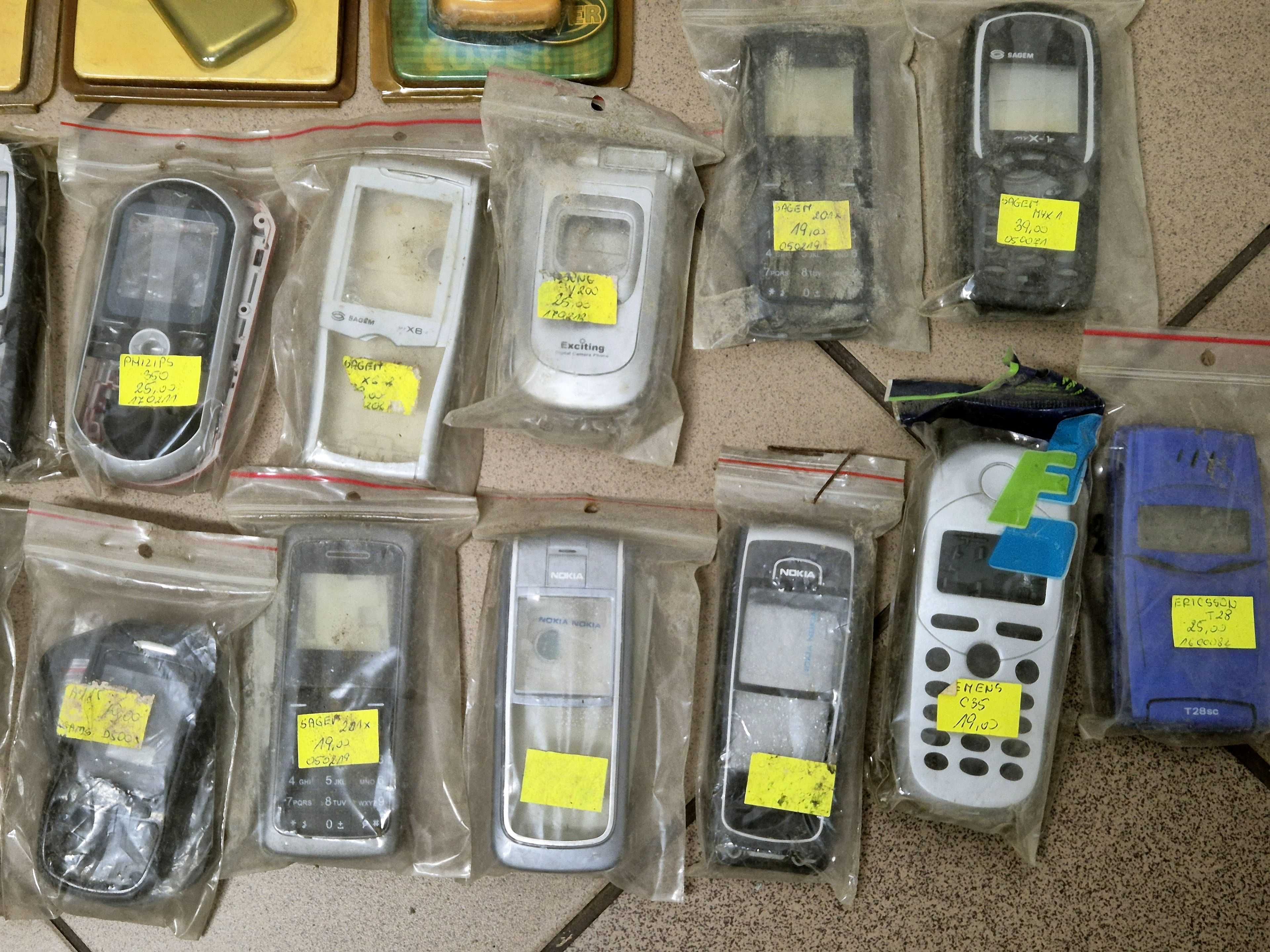 Obudowa Case futerał GSM Nokia Sony Sagem Siemens etui Gratis