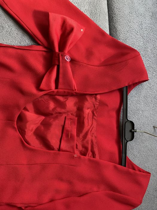 Czerwona elegancka sukienka rozmiar M