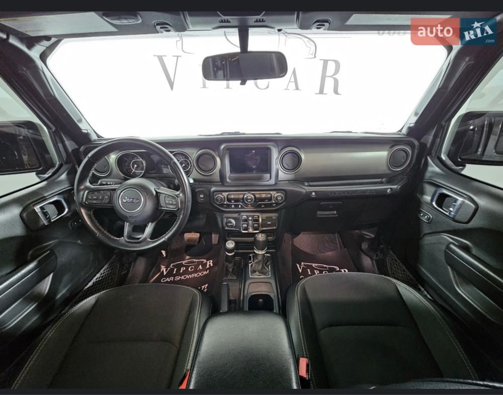 Арендна jeep wrangler