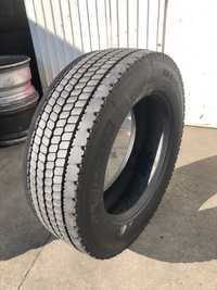 295/60R 22.5 pneus usados