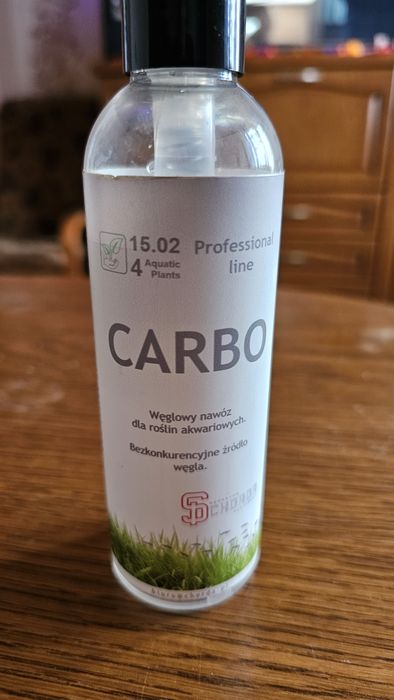 Carbo węglowy nawóz dla roślin akwariowych