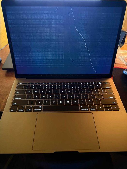 MacBook Pro A1708 13"2017/i5-7360u/8/128; Ідеальний стан