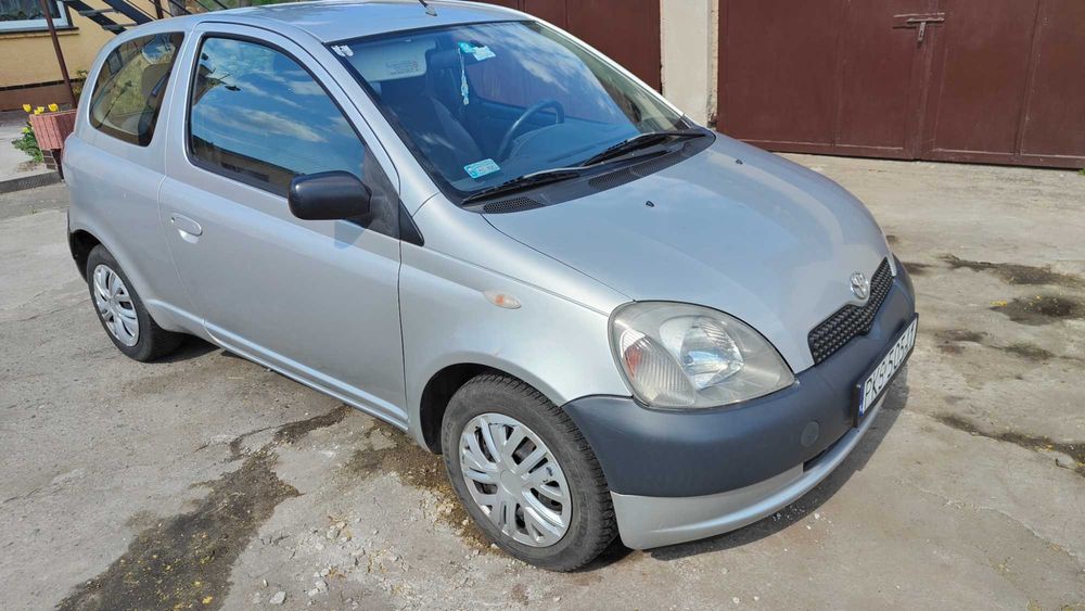Toyota Yaris 1.0 VVT-i 2002r