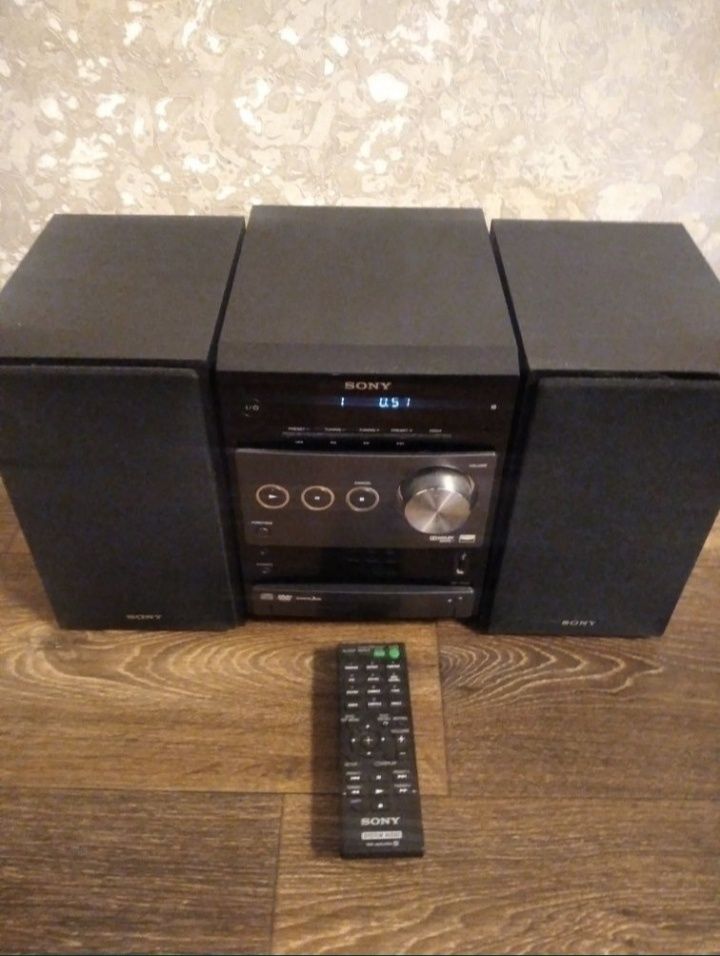 Продам музичний центр Sony-CMT DX400