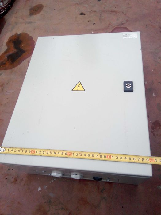 Щит электрический ( метал.)