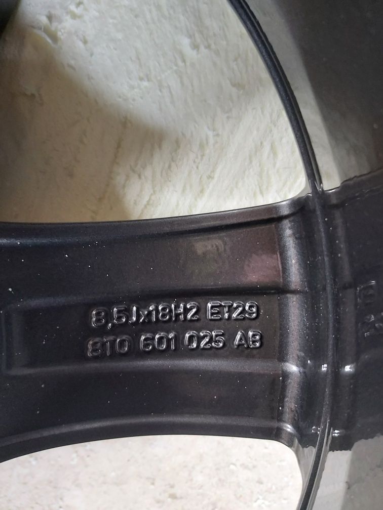 Alufelgi 8,5Jx18H2 ET29 AUDI 18