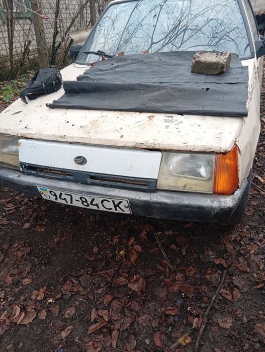 Таврія на запчасти