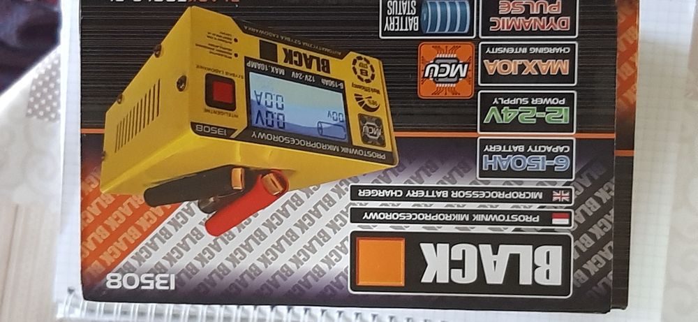 Зарядний пристрій для акумулятора.